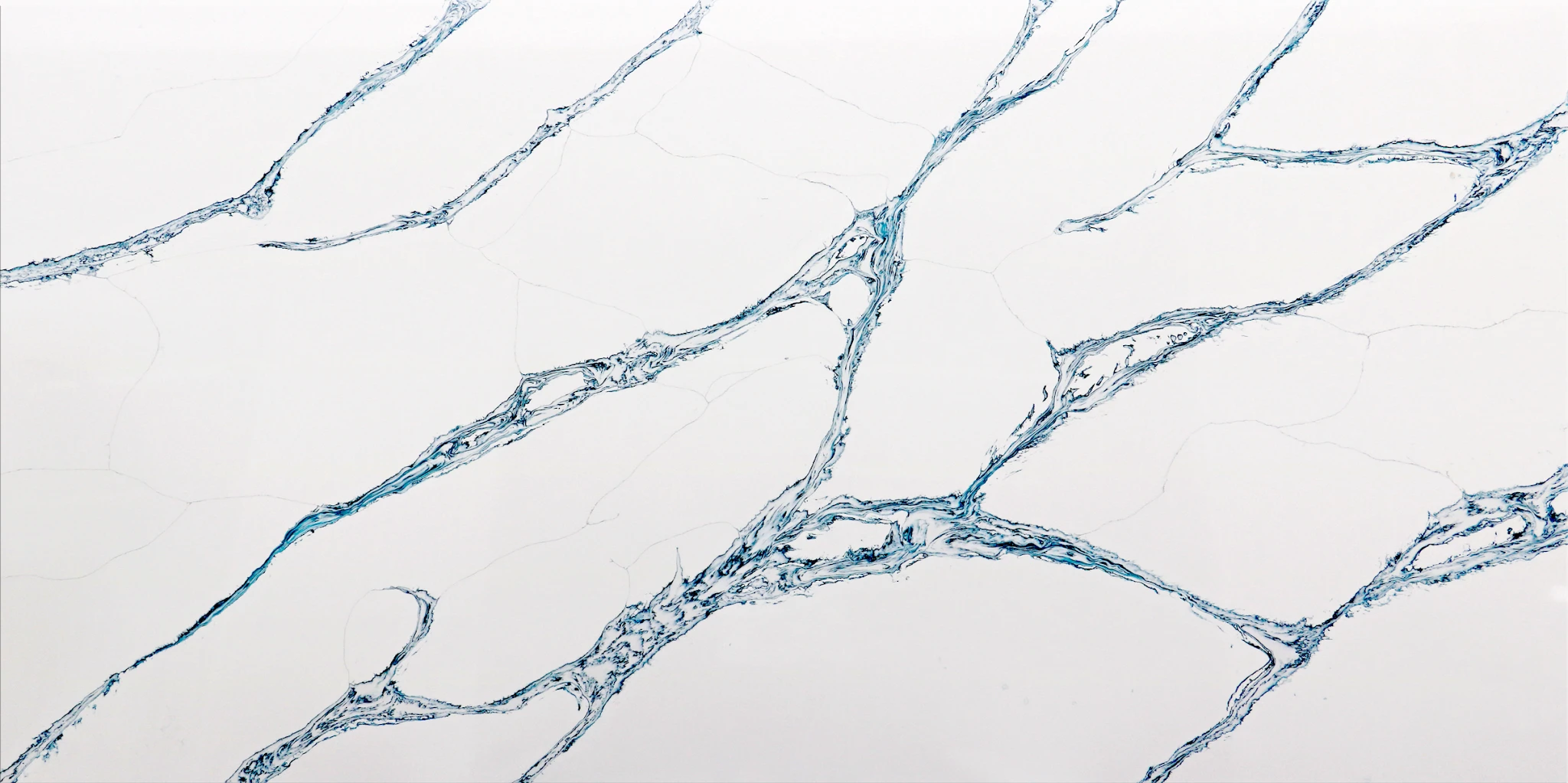 Azure Rift Quartz Full Slab View